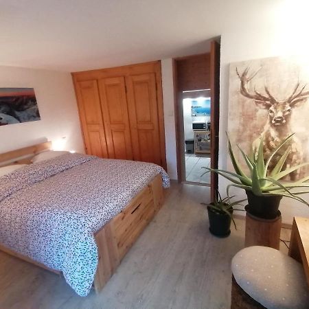 Studio Nature Apartment Etercy Ngoại thất bức ảnh